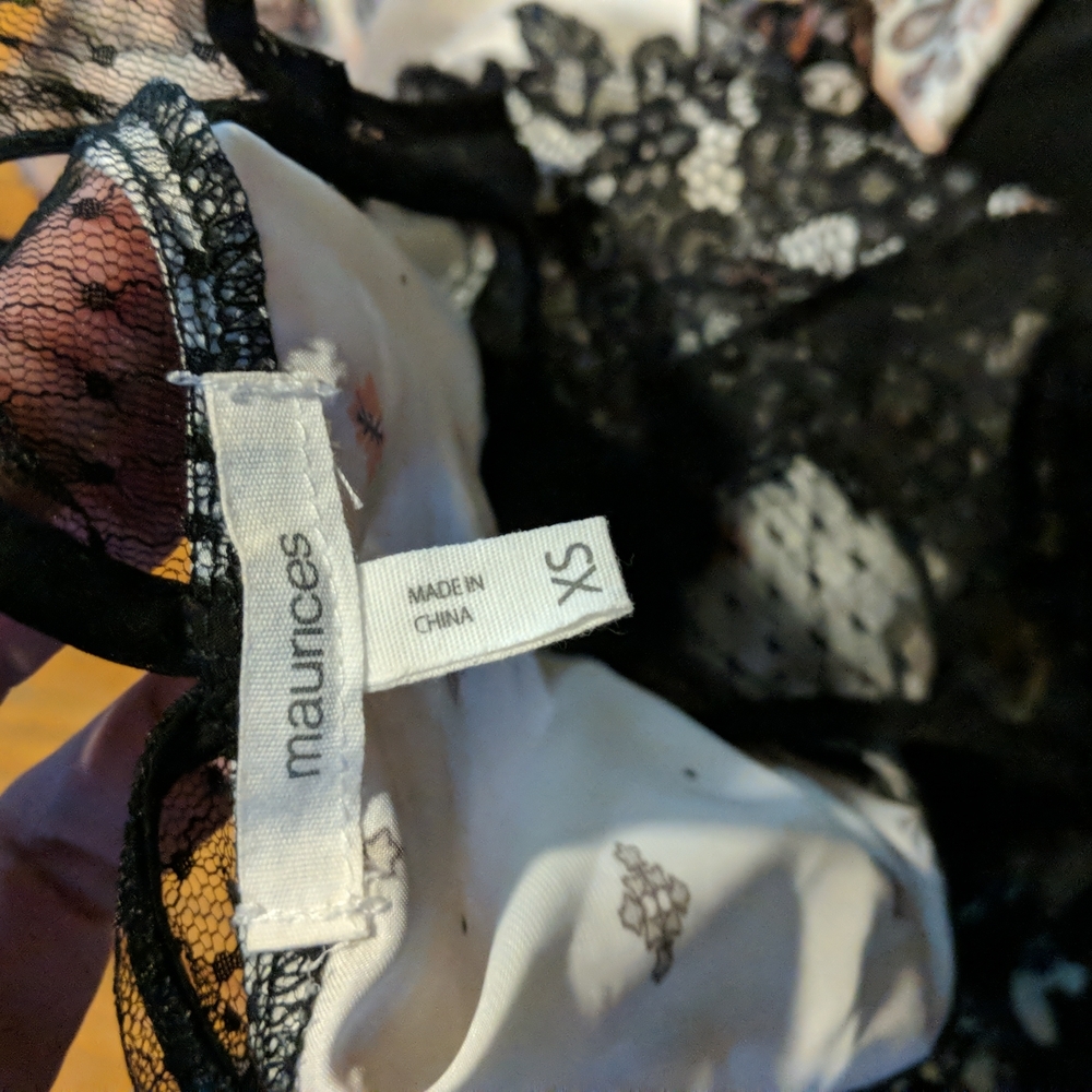 $3 with any bundle Maurices Lacey tank - Picture 12 of 12
